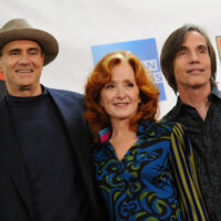 James Taylor, Bonnie Raitt and Jackson Browne attend the 25th Anniversary Rock & Roll Hall of Fame Concert at Madison Square Garden on October 29, 2009 in New York City. © Bryan Bedder/Getty Images