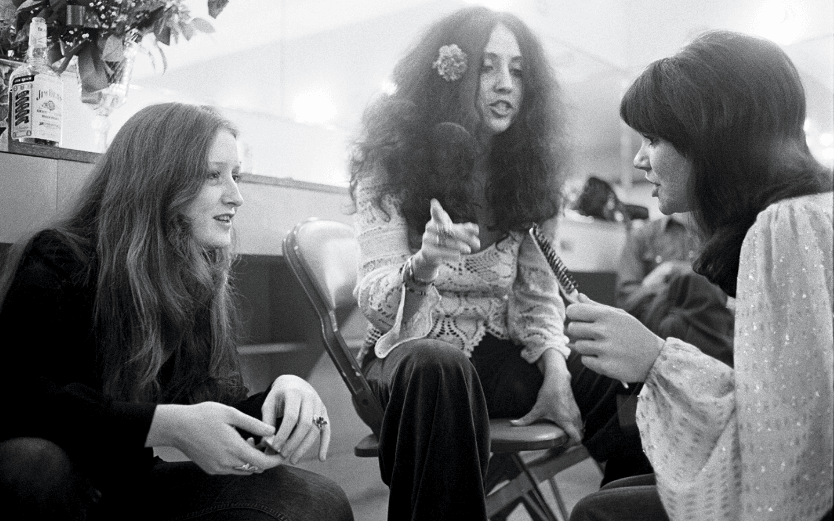 Bonnie Raitt, Maria Muldaur, Linda Ronstadt, Santa Monica, 1974 © Henry Dilitz