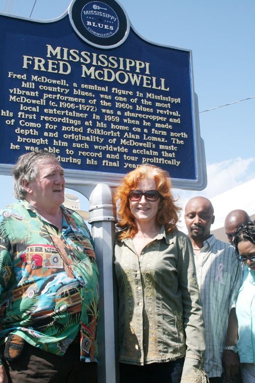 Very Happy and emotional reunion of sorts, Dick Waterman and Bonnie Raitt, back in Como, Mississippi to honor their old friend Mississippi Fred McDowell