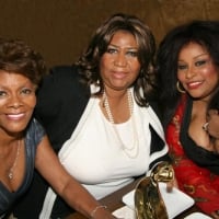 Left to right: Dionne Warwick, Aretha Franklin and Chaka Khan. <br>20th Anniversary of the R&B Foundation celebrated the 2008 Pioneer Awards honorees recently in Philadelphia, PA. Chaka Khan was presented with a Lifetime Achievement Award by The Queen of Soul, Aretha Franklin. Dionne Warwick was the co-host of the 15th Pioneer Awards. 